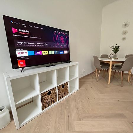Luxurious One Room Apartment Near Schoenbrunn Palace فيينا المظهر الخارجي الصورة